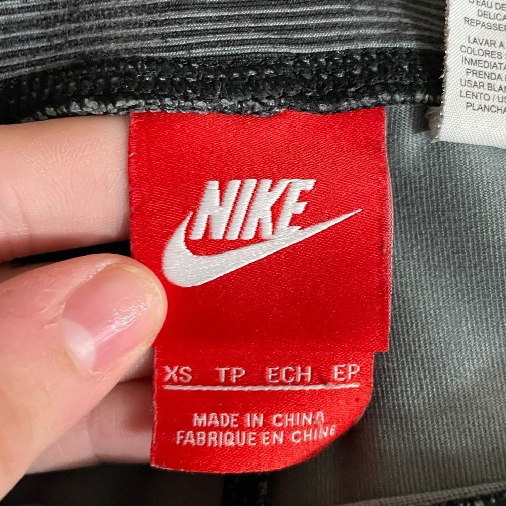 Nike Tech Geometric Patterned Activewear Leggings - image 4